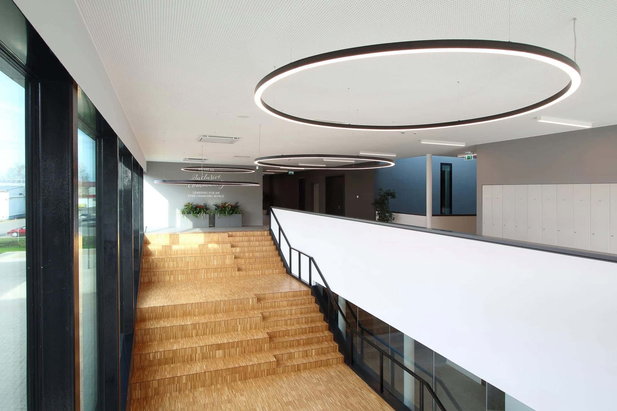 Reinlein-Projekt | Treppenhaus der International School of Latvia